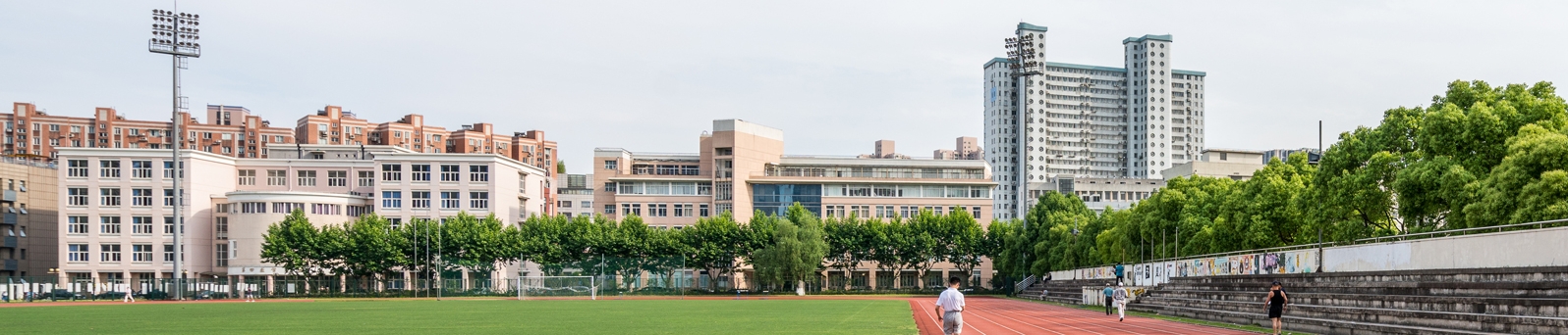 康之源給您分析給大學(xué)校園做配套淋浴收益怎么樣